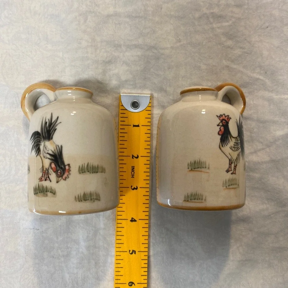 Young's Rooster Chicken Salt Pepper‎ Shakers Farmhouse Country Kitchen Ceramic